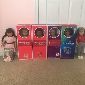 Bundle of 6 American girl dolls